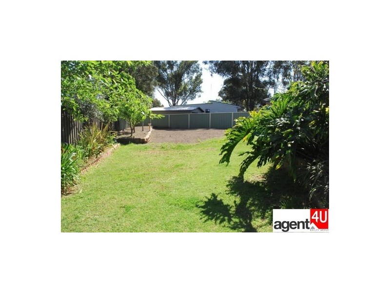 4 Rosella Place, Cranebrook NSW 2749