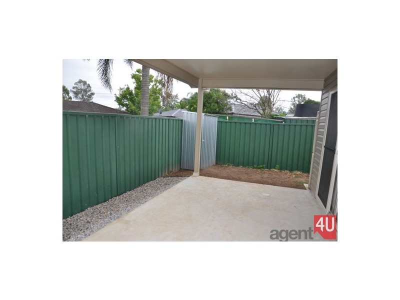 5a Caddens Road, Kingswood NSW 2747