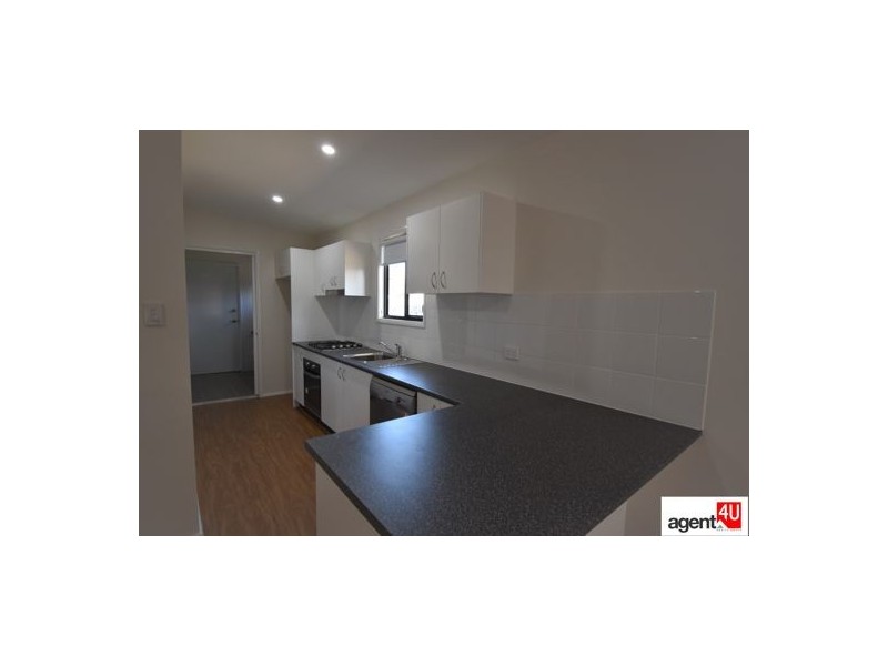 8A Inglis Ave, St Marys NSW 2760