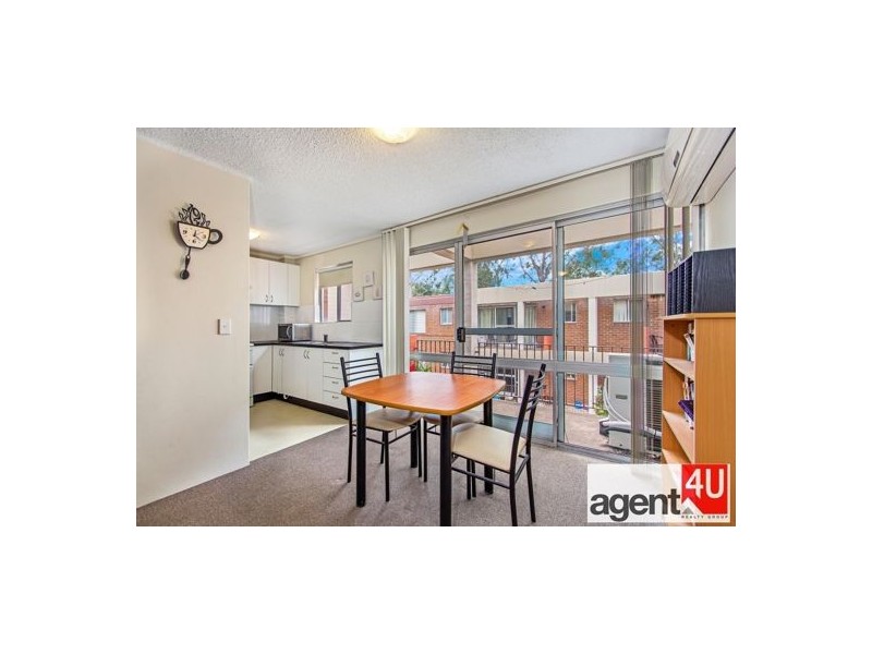 9F/9-19 York Road, Jamisontown NSW 2750