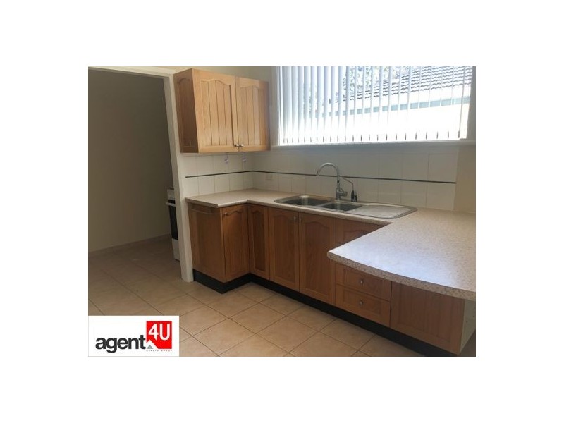 8 Inglis Ave, St Marys NSW 2760