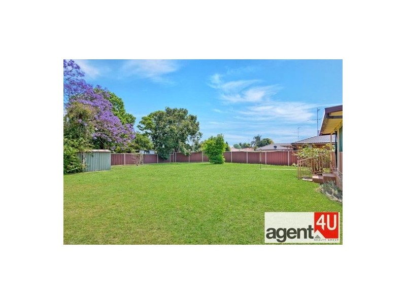 9 Pankle Street, South Penrith NSW 2750