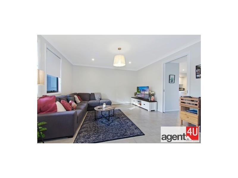 136 Lord Sheffield Cct, Penrith NSW 2750