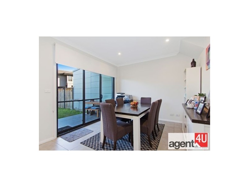 136 Lord Sheffield Cct, Penrith NSW 2750