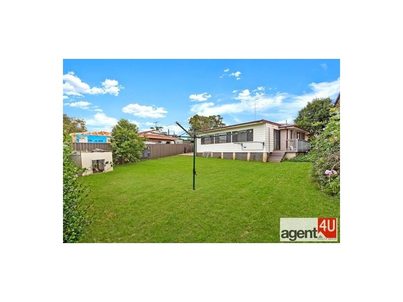 51 Hume Crescent, Werrington County NSW 2747