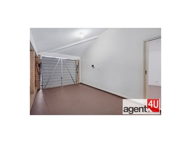 2/3 Tea Tree Glen, Jamisontown NSW 2750