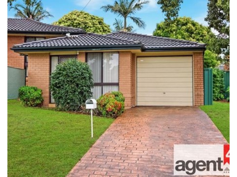 2/3 Tea Tree Glenn, Jamisontown NSW 2750