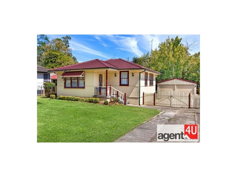4 Butler Crescent, Penrith NSW 2750