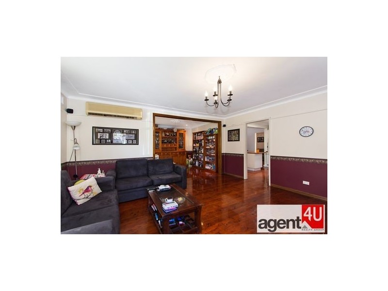 4 Butler Crescent, Penrith NSW 2750