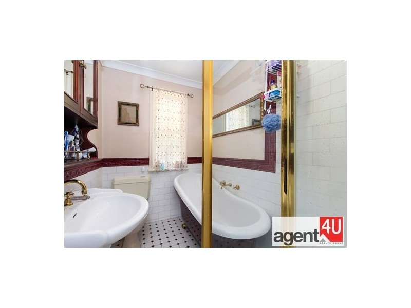 4 Butler Crescent, Penrith NSW 2750