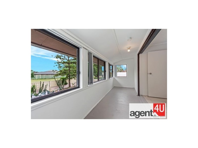 30 Grange Crescent, Cambridge Gardens NSW 2747