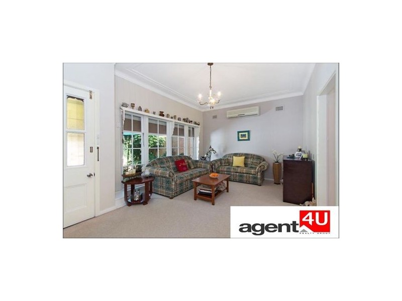 135 Jamison Road, Penrith NSW 2750