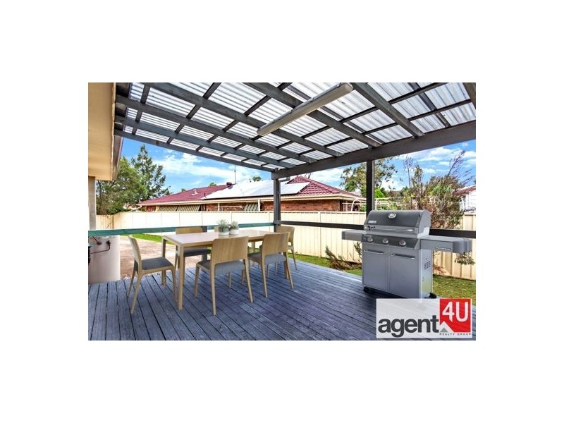 20 Peppermint Crescent, Kingswood NSW 2747