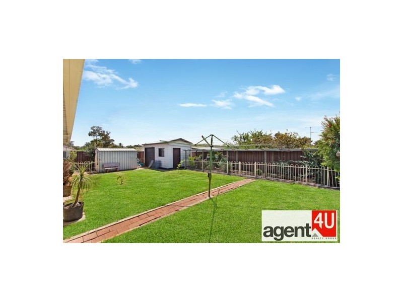 11 Bungalow Parade, Werrington Downs NSW 2747