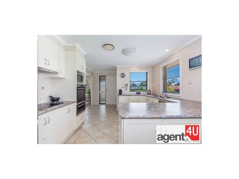 7 Settlers Glen, Werrington Downs NSW 2747