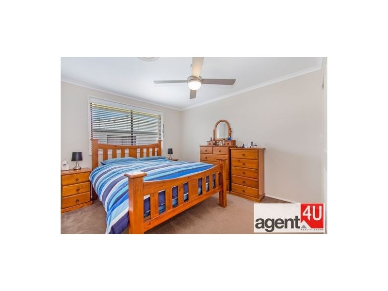 7 Settlers Glen, Werrington Downs NSW 2747