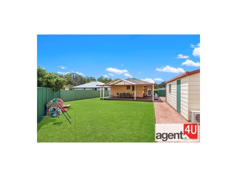 7 Settlers Glen, Werrington Downs NSW 2747