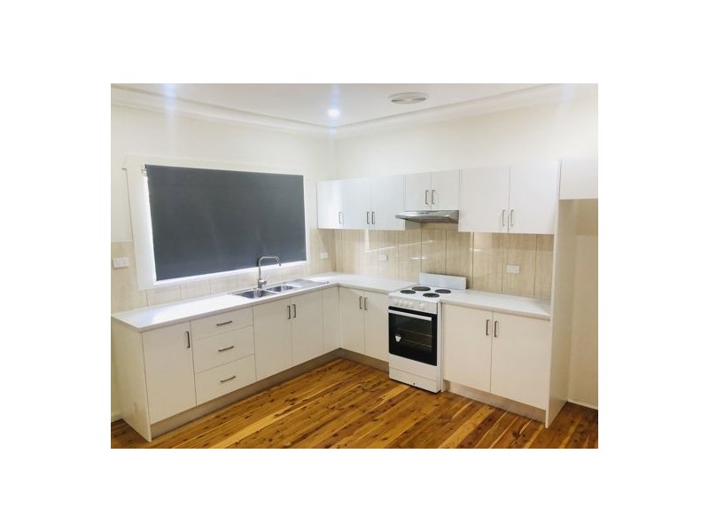 70 College Street, Cambridge Park NSW 2747