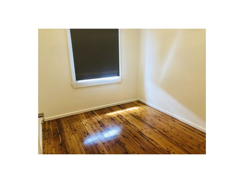 70 College Street, Cambridge Park NSW 2747