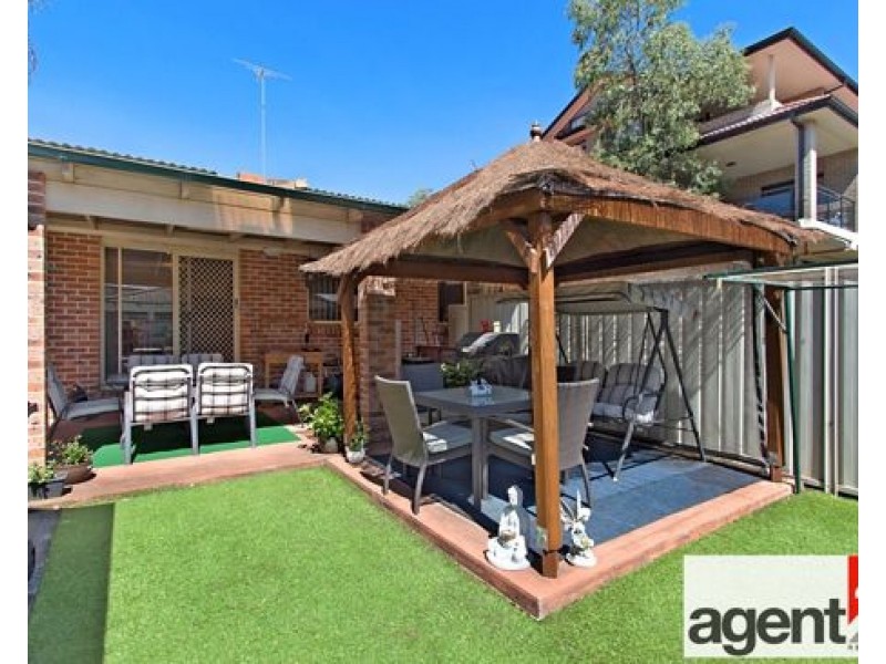 1 & 2 / 17 Dent Street, Jamisontown NSW 2750