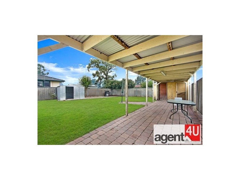 142 Bougainville road, Blackett NSW 2770