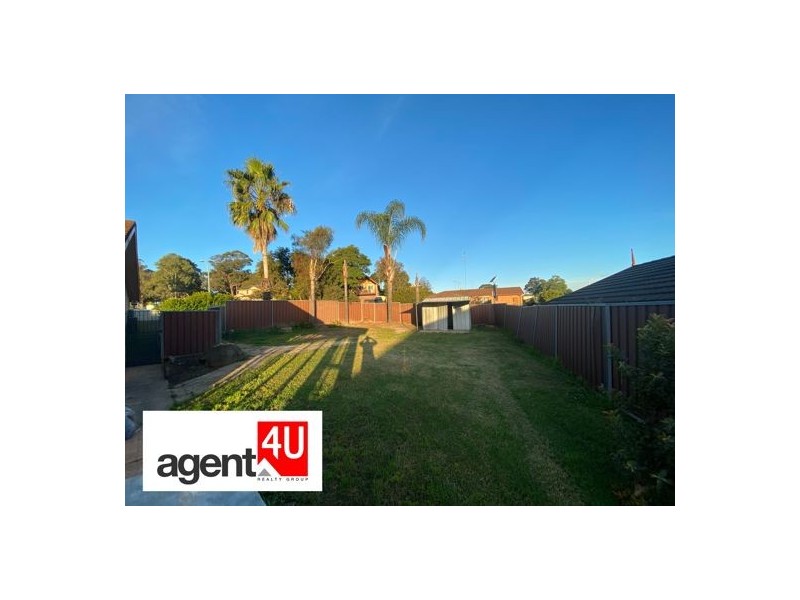 41 Waterfall Crescent, Cranebrook NSW 2749