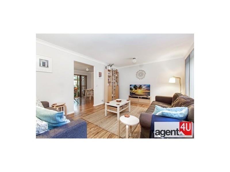 37 Harwood Circuit, Glenmore Park NSW 2745