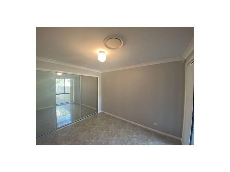 2/88 Woodriff Street, Penrith NSW 2750