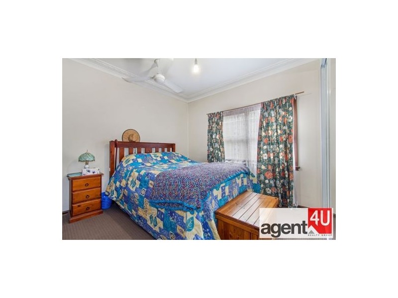 52 Bringelly Road, Kingswood NSW 2747