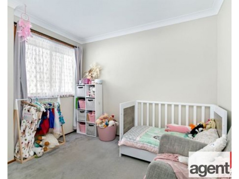 5 Fitzgerald Place, Glenmore Park NSW 2745