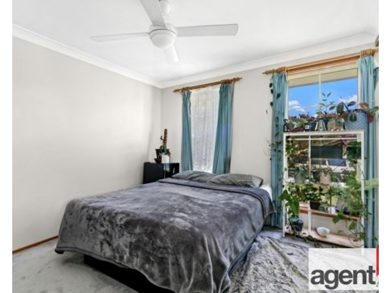 5 Fitzgerald Place, Glenmore Park NSW 2745