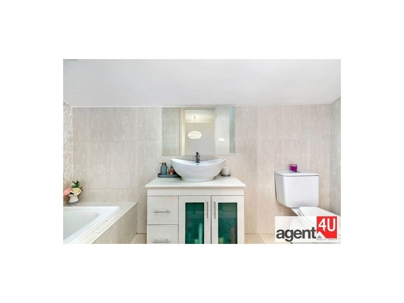 2/36 Thurston, Penrith NSW 2750