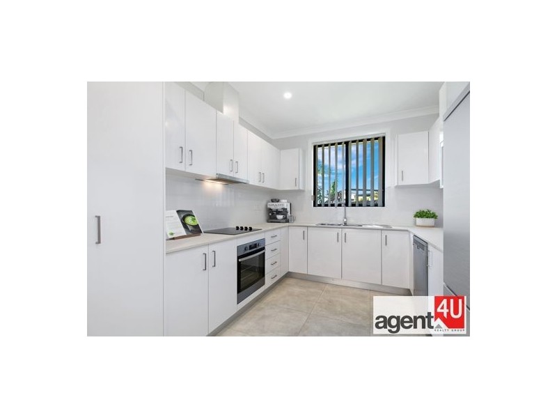 7 Easterbrook Place, South Penrith NSW 2750