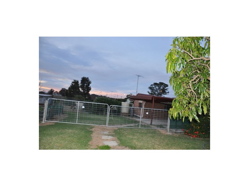 3063 The Northern Road, Luddenham NSW 2745