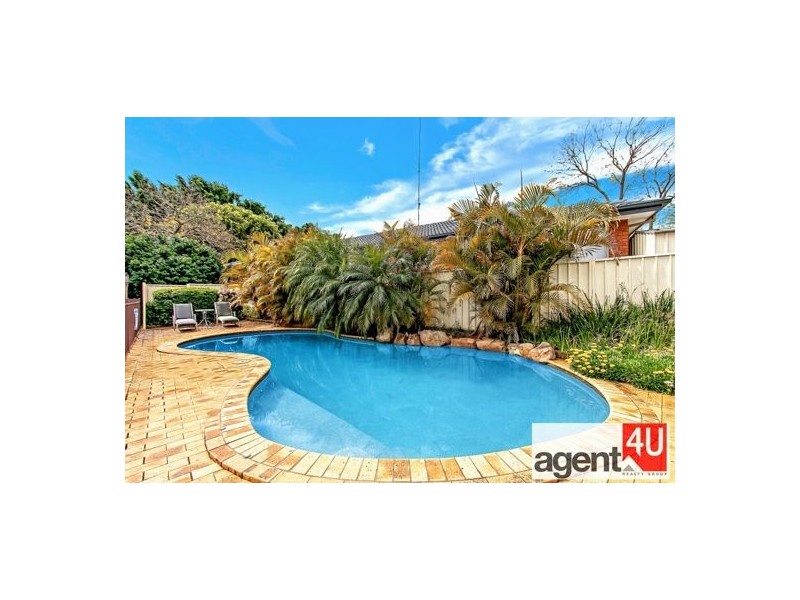14 Mount Close, Cranebrook NSW 2749