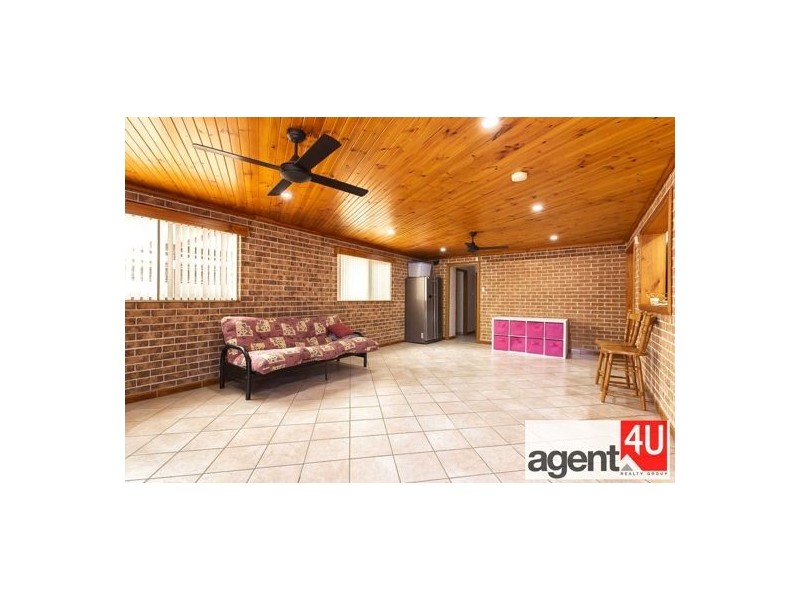 6 Redwood Place, Claremont Meadows NSW 2747