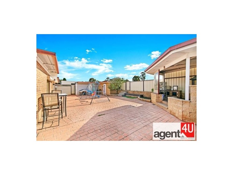 6 Redwood Place, Claremont Meadows NSW 2747