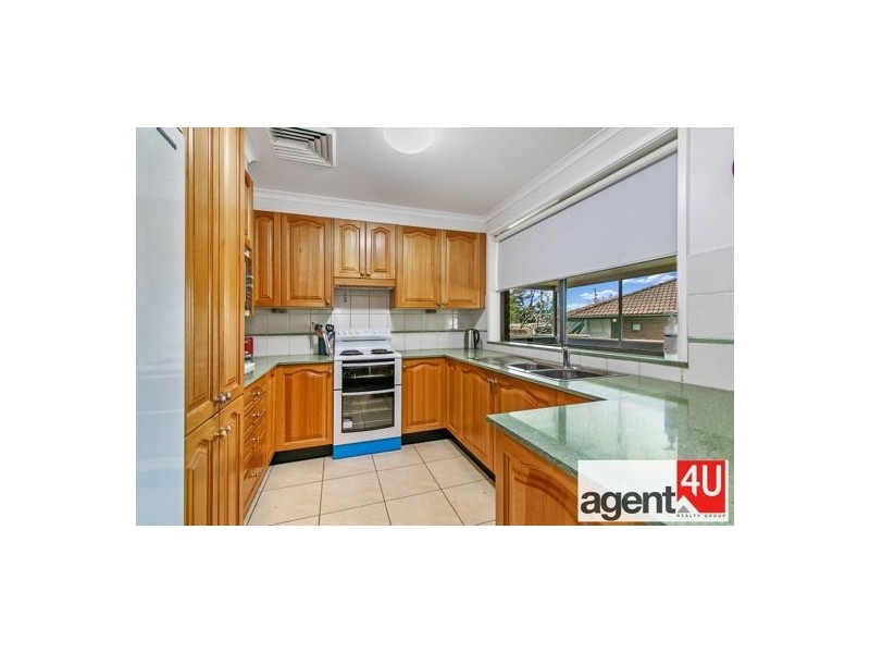 30 Greenhaven Drive, Emu Heights NSW 2750