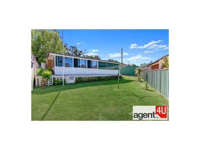 30 Greenhaven Drive, Emu Heights NSW 2750