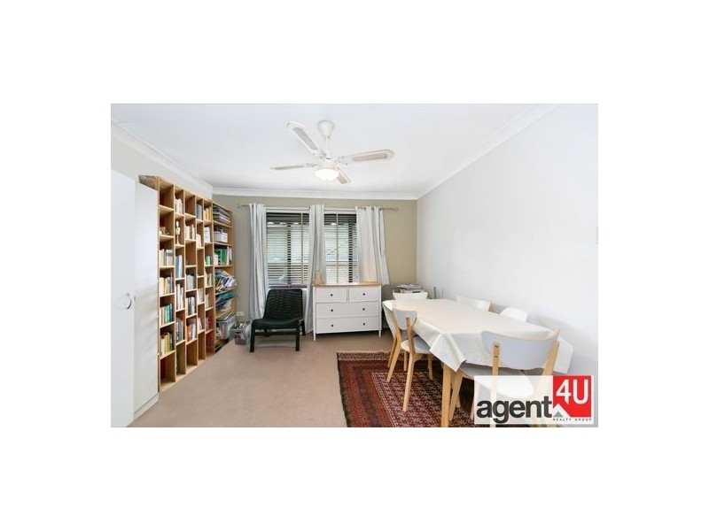 4/25 Barlow Street, Cambridge Park NSW 2747