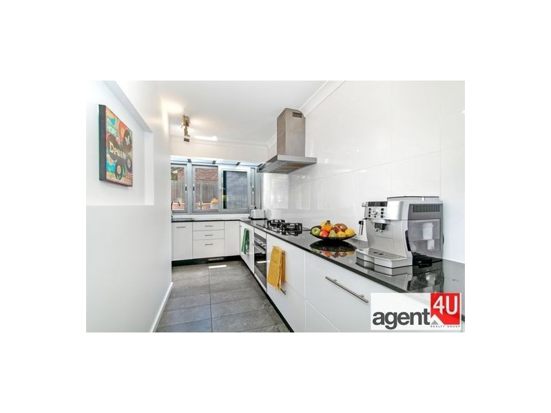 25 Corsair Crescent, Cranebrook NSW 2749