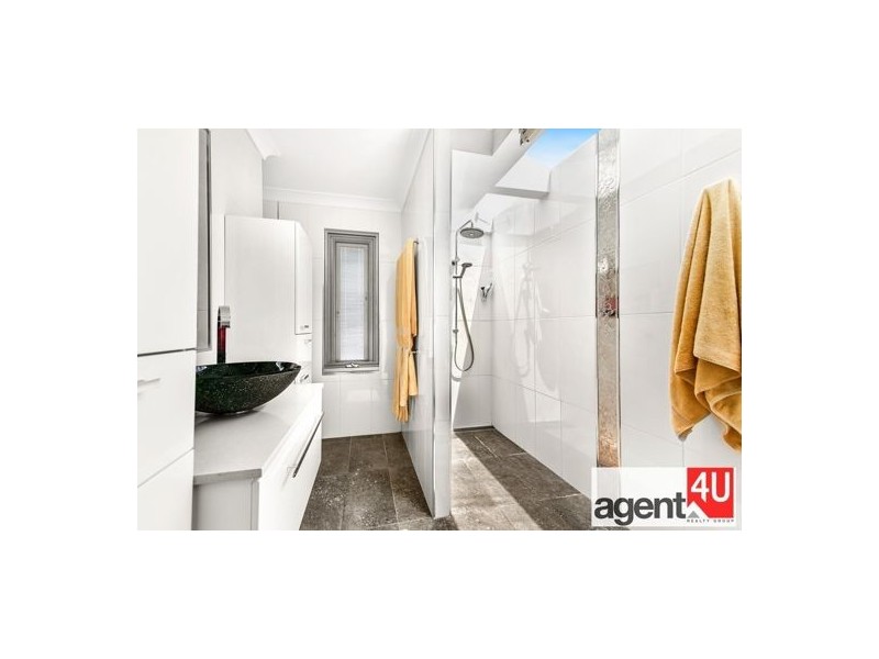 25 Corsair Crescent, Cranebrook NSW 2749