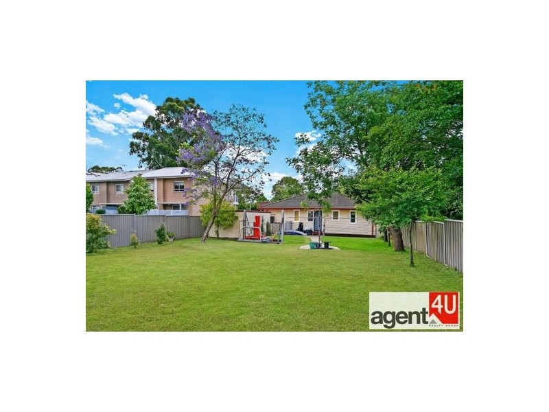 4 Orana Avenue, Penrith NSW 2750