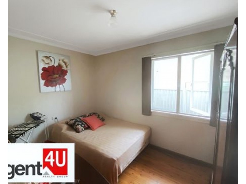 4 Orana Avenue, Penrith NSW 2750