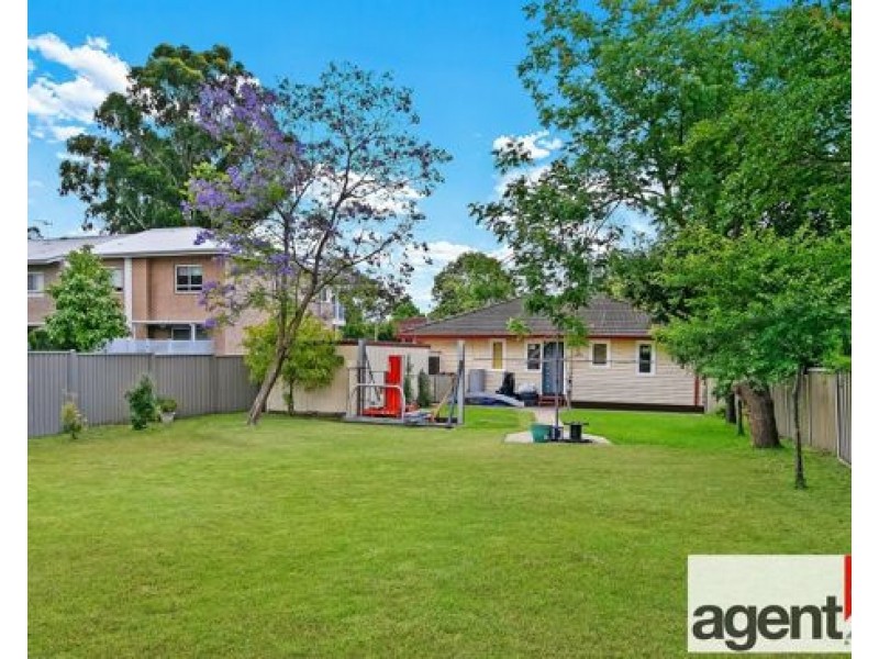 4 Orana Avenue, Penrith NSW 2750