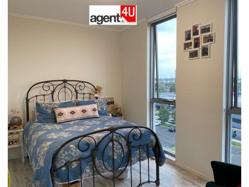 517/1-39 Lord Sheffield Cct, Penrith NSW 2750