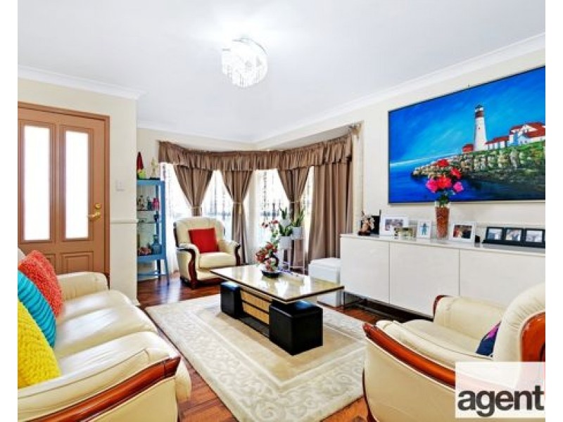 3/5 Gilmore Close, Glenmore Park NSW 2745