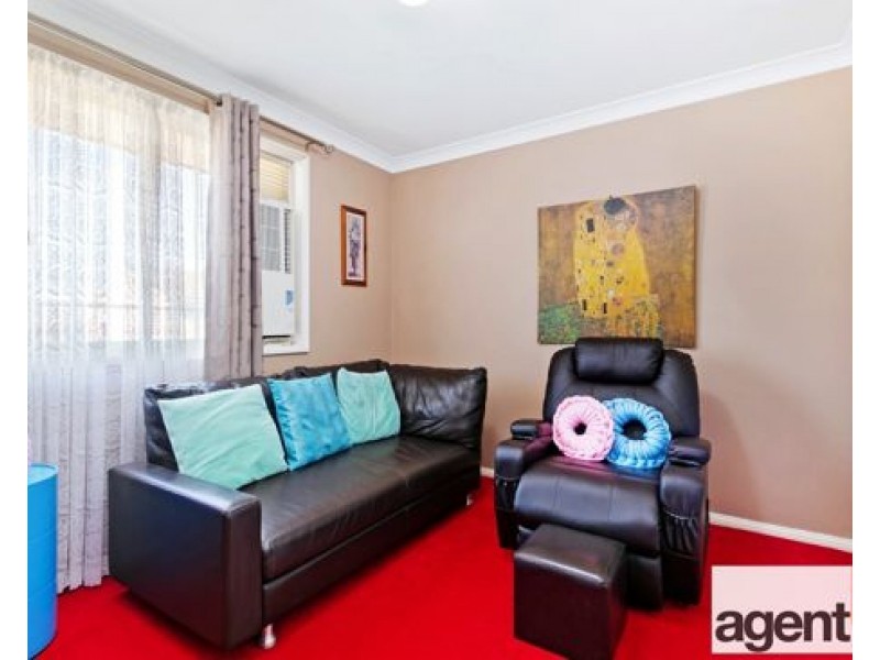 3/5 Gilmore Close, Glenmore Park NSW 2745
