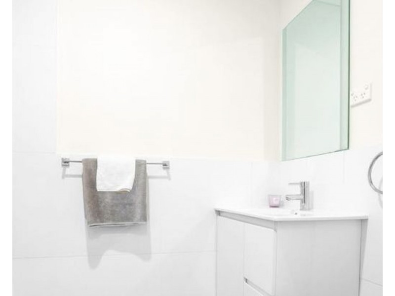 2/33 Saddington Street, St Marys NSW 2760