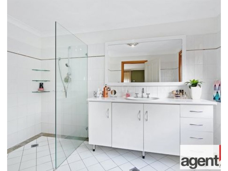 5 Northend Avenue, South Penrith NSW 2750